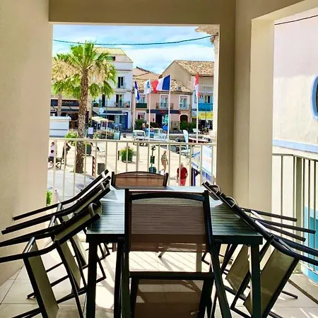 Maison De Elegante Au Coeur De Avec Terrasse - Fr-1-604-43 بيت للعطل