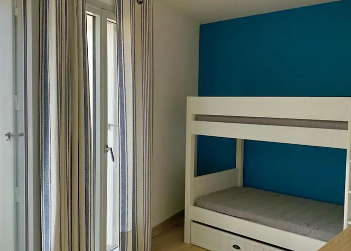 Maison De Elegante Au Coeur De Avec Terrasse - Fr-1-604-43 *